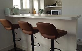 Gare Montparnasse,Gorgeous1 Bedroom,Close To Eiffel Tour,Center , Stuning Place